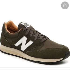 New Balance Leather Retro 520 Sneakers